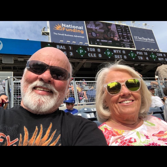 Meet your Posher, Sandy - Picture 1 of 7